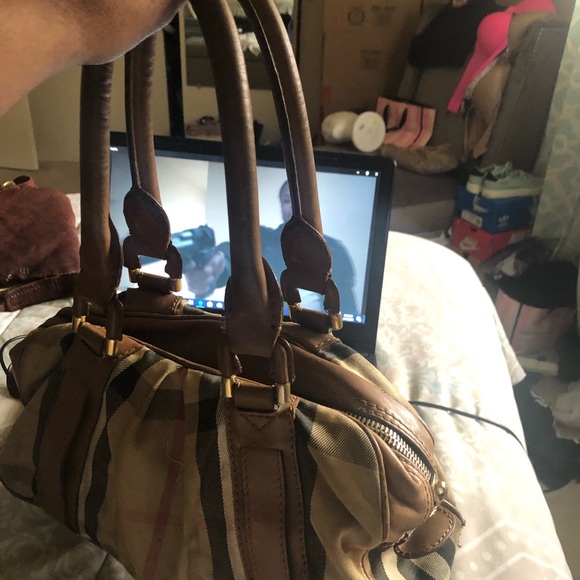 Burberry handbag - Picture 3 of 5